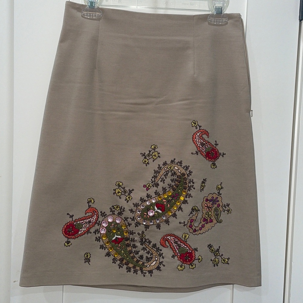 Dana Buchman skirt